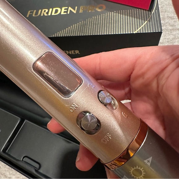 Gold Hair Straightener and Curler 2 in 1, Flat Iron Curling Iron in One, 1 inch - Picture 10 of 13